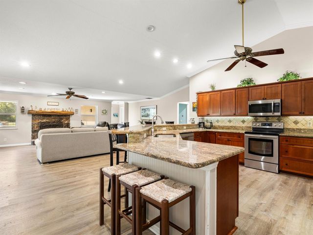 18392 N 50th St Street N, Loxahatchee, FL 33470