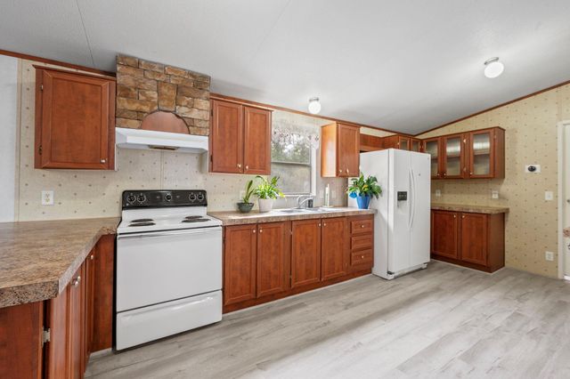 6493 Pappas Road, Waller, TX 77484