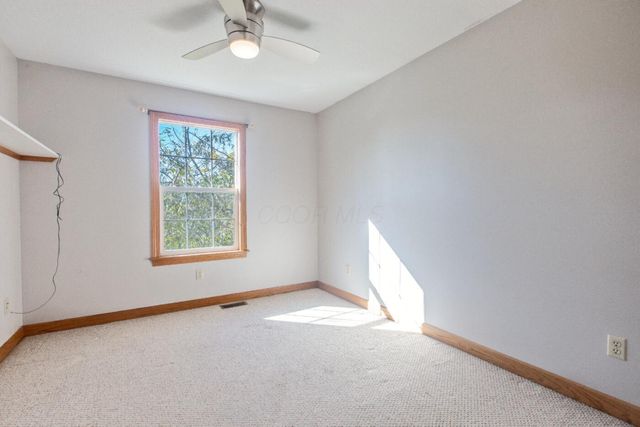 42 N Highland Court, Howard, OH 43028