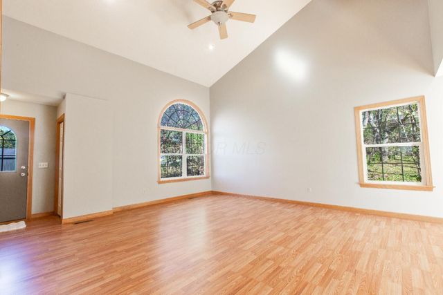 42 N Highland Court, Howard, OH 43028