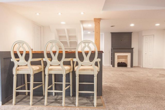 42 N Highland Court, Howard, OH 43028