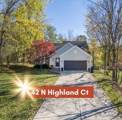 42 N Highland Court, Howard, OH 43028