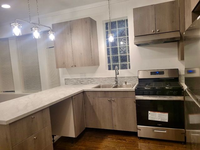 7254 S Lafayette Avenue, Chicago, IL 60621