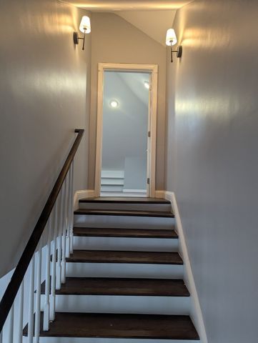 43 Whitfield St 3, Boston, MA 02124