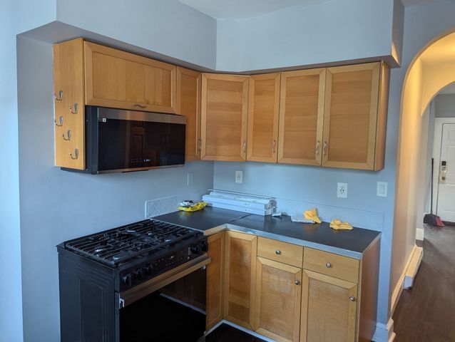 43 Whitfield St 3, Boston, MA 02124