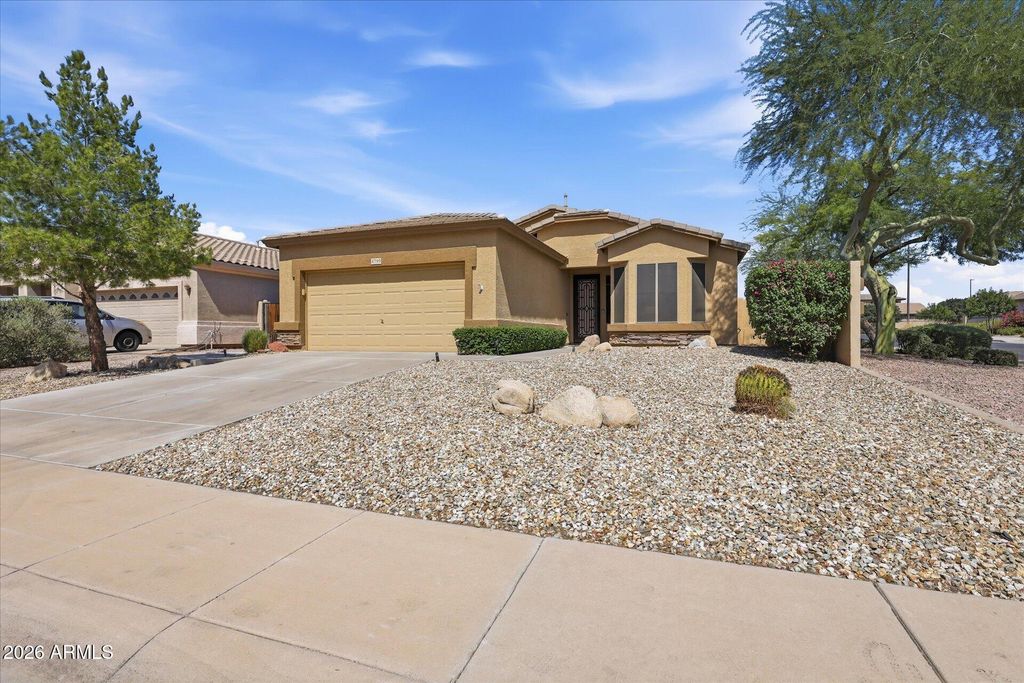 1795 S COLE Drive, Gilbert, AZ 85295 — exterior