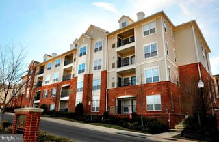 4850 EISENHOWER AVE #217, Alexandria, VA 22304