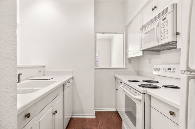 4508 University Boulevard D, University Park, TX 75205