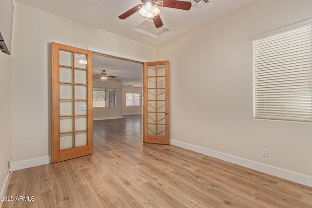 4978 E KARSTEN Drive, Chandler, AZ 85249