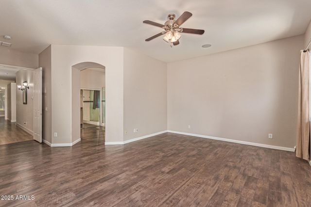 4978 E KARSTEN Drive, Chandler, AZ 85249