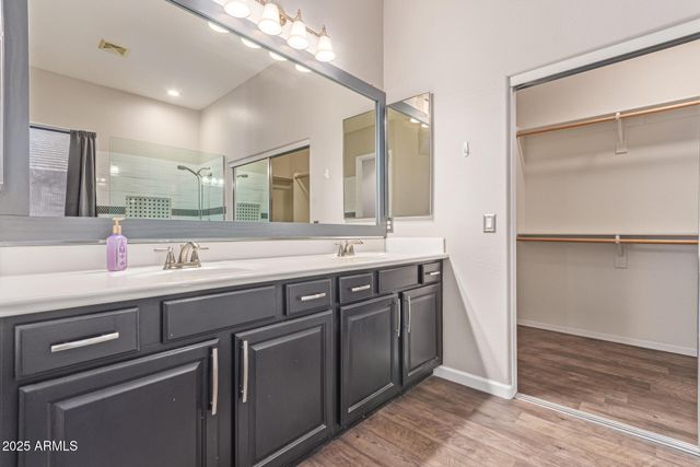 4978 E KARSTEN Drive, Chandler, AZ 85249