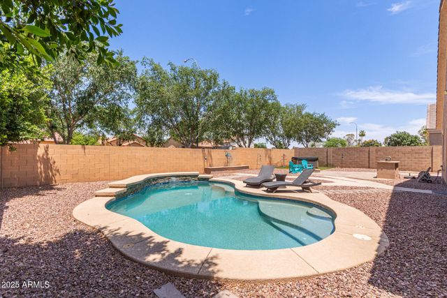 4978 E KARSTEN Drive, Chandler, AZ 85249