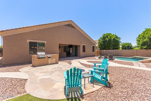 4978 E KARSTEN Drive, Chandler, AZ 85249