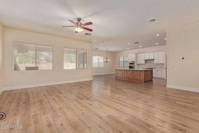 4978 E KARSTEN Drive, Chandler, AZ 85249