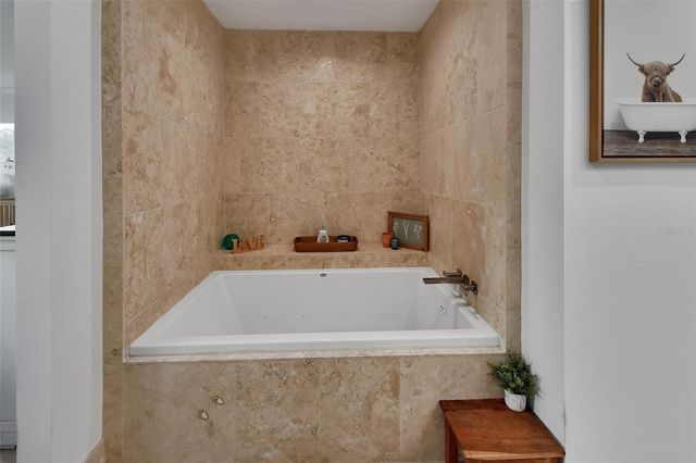 2300 LAKE RUBY ROAD, Deland, FL 32724