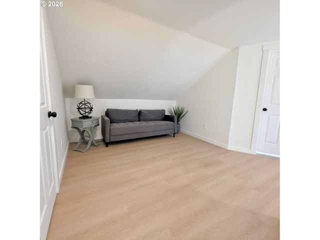 4245 Se 89TH Ave, Portland, OR 97266