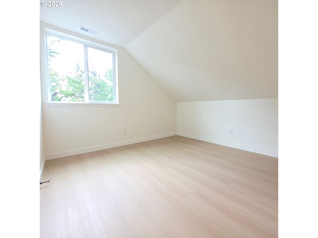 4245 Se 89TH Ave, Portland, OR 97266