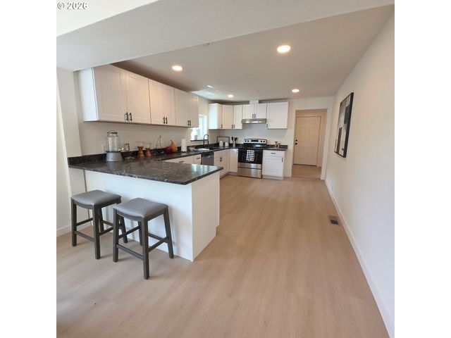 4245 Se 89TH Ave, Portland, OR 97266