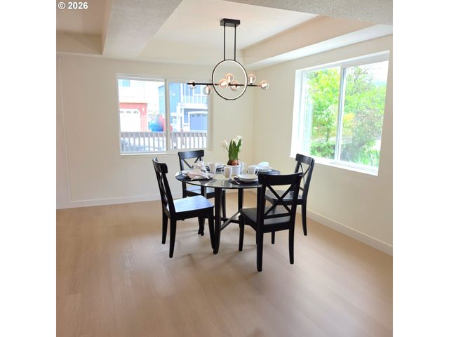 4245 Se 89TH Ave, Portland, OR 97266