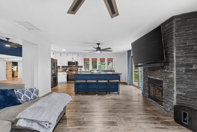 28130 140th Street NW, Zimmerman, MN 55398