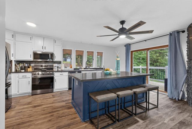 28130 140th Street NW, Zimmerman, MN 55398