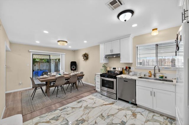 4184 Worthington Dr, North Highlands, CA 95660