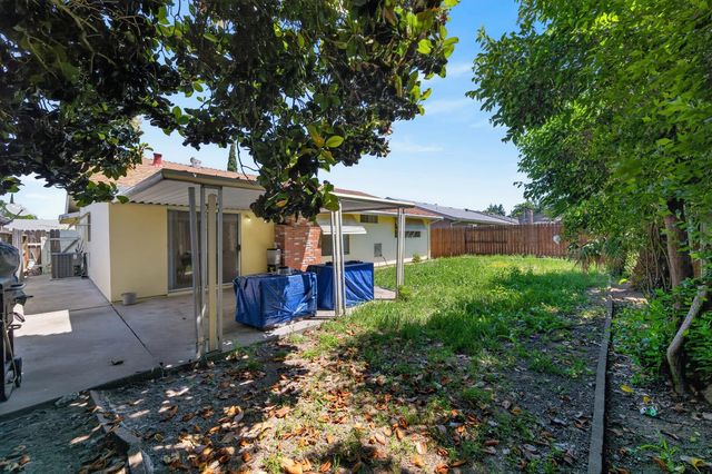 4184 Worthington Dr, North Highlands, CA 95660