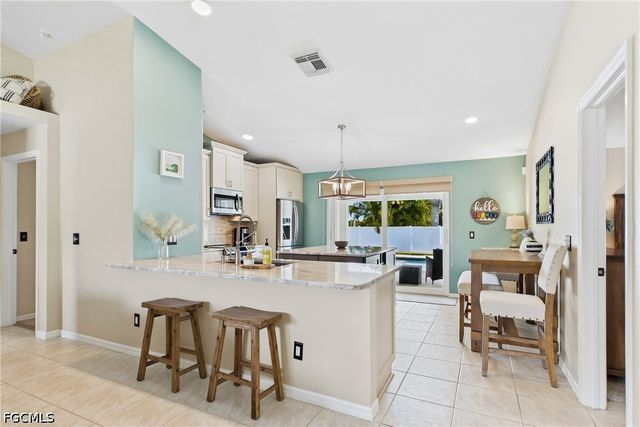 1732 SW 36th TER, Cape Coral, FL 33914