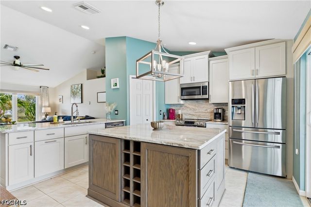 1732 SW 36th TER, Cape Coral, FL 33914