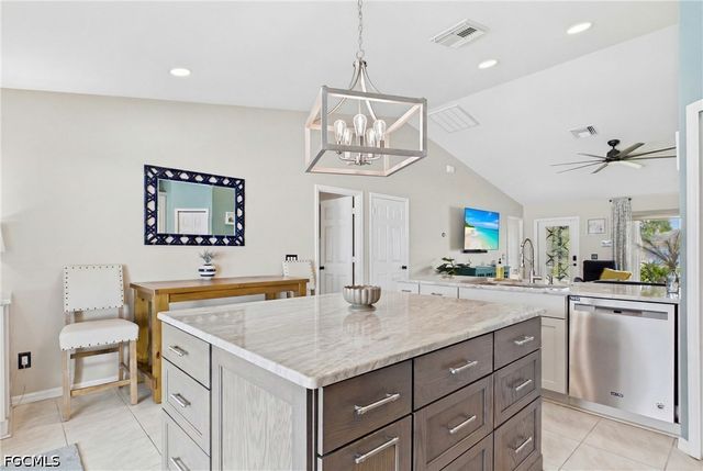 1732 SW 36th TER, Cape Coral, FL 33914