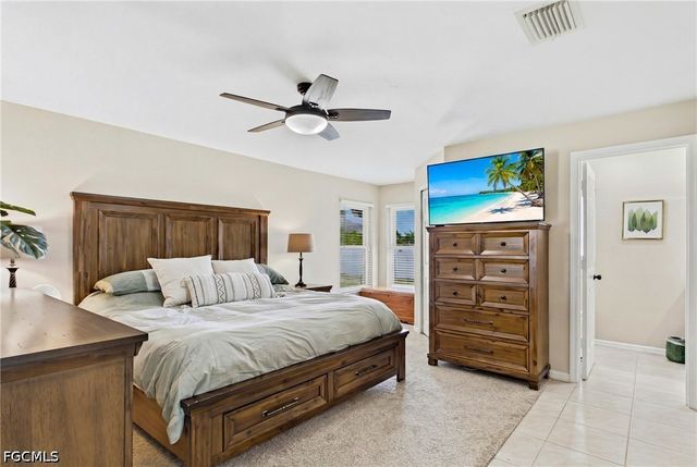 1732 SW 36th TER, Cape Coral, FL 33914