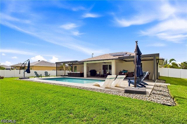 1732 SW 36th TER, Cape Coral, FL 33914
