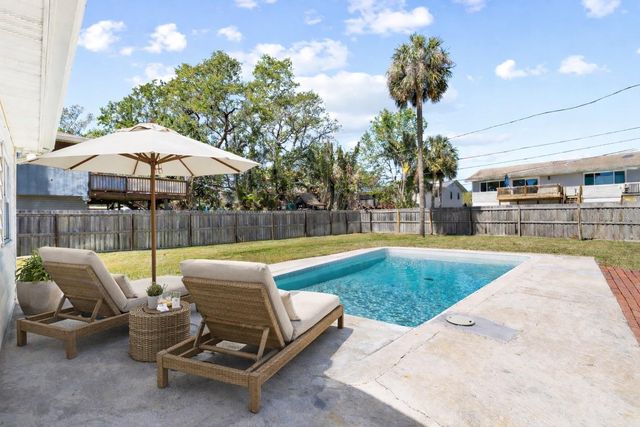 1827 NEVADA AVENUE NE, St Petersburg, FL 33703