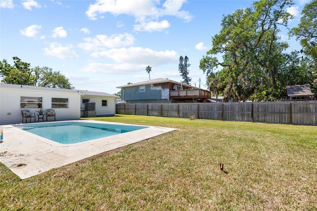 1827 NEVADA AVENUE NE, St Petersburg, FL 33703