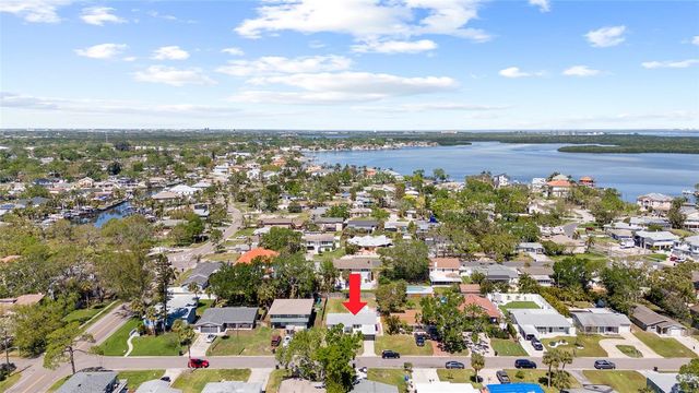 1827 NEVADA AVENUE NE, St Petersburg, FL 33703