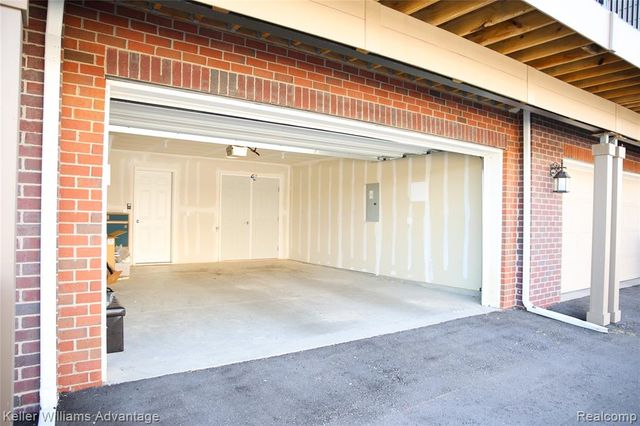47660 Alden Terrace, Northville, MI 48168