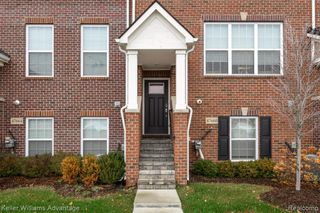 47660 Alden Terrace, Northville, MI 48168