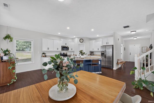 3953 W Ribbon Lane, Bloomington, IN 47404