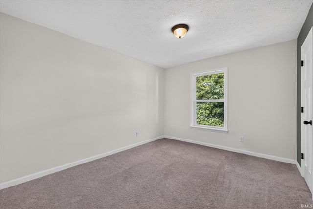 3953 W Ribbon Lane, Bloomington, IN 47404