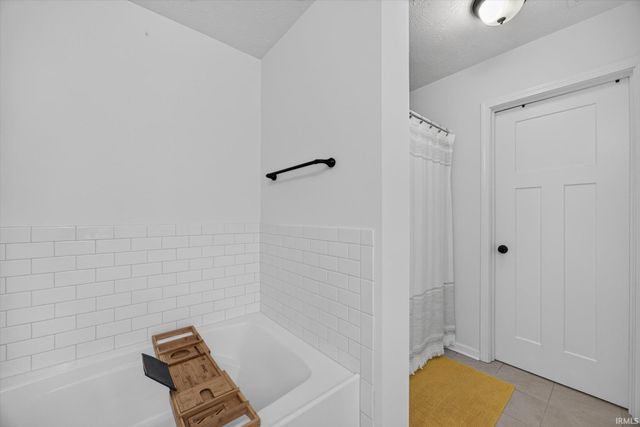 3953 W Ribbon Lane, Bloomington, IN 47404