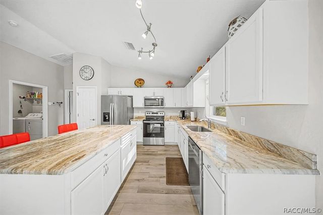 9085 SW 202nd Avenue Road, Dunnellon, FL 34431