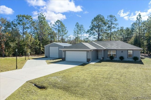 9085 SW 202nd Avenue Road, Dunnellon, FL 34431