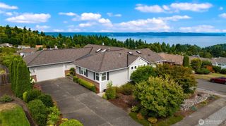 5718 Pinnacle Court NE, Tacoma, WA 98422