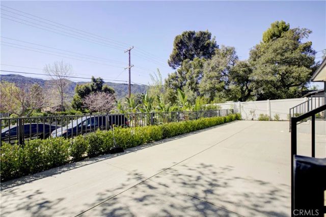 2641 Hermosa A, Montrose, CA 91020