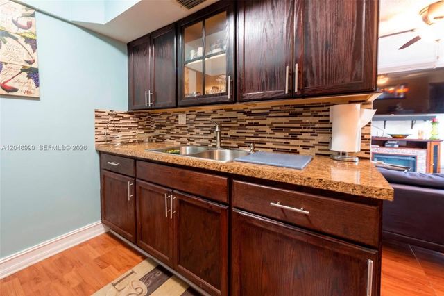 2201 NW 56th Ave 4-A, Lauderhill, FL 33313