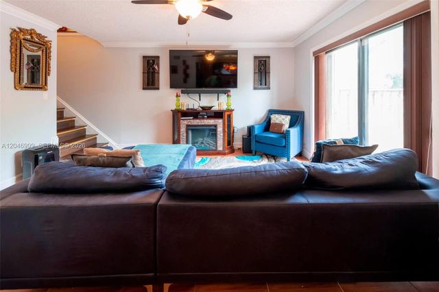 2201 NW 56th Ave 4-A, Lauderhill, FL 33313