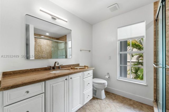 460 Surfside Ln, Juno Beach, FL 33408