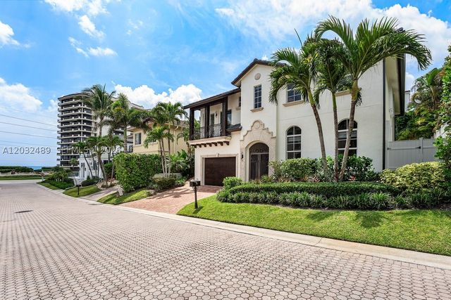 460 Surfside Ln, Juno Beach, FL 33408