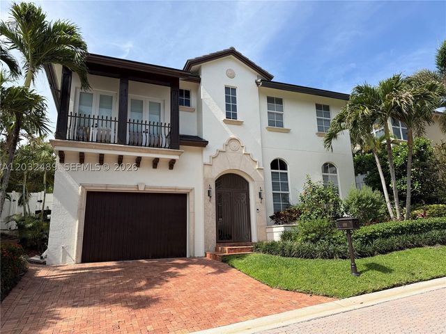 460 Surfside Ln, Juno Beach, FL 33408