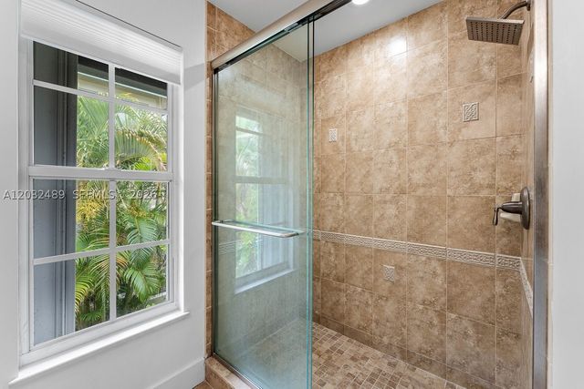 460 Surfside Ln, Juno Beach, FL 33408